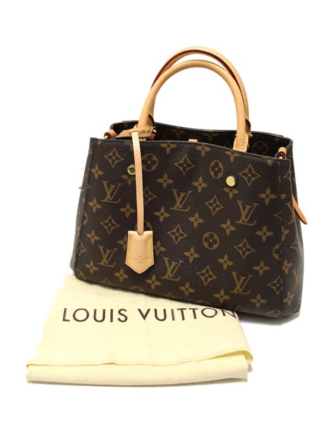 louis vuitton montaigne bb misure e prezzo|louis vuitton montaigne bb monogram.